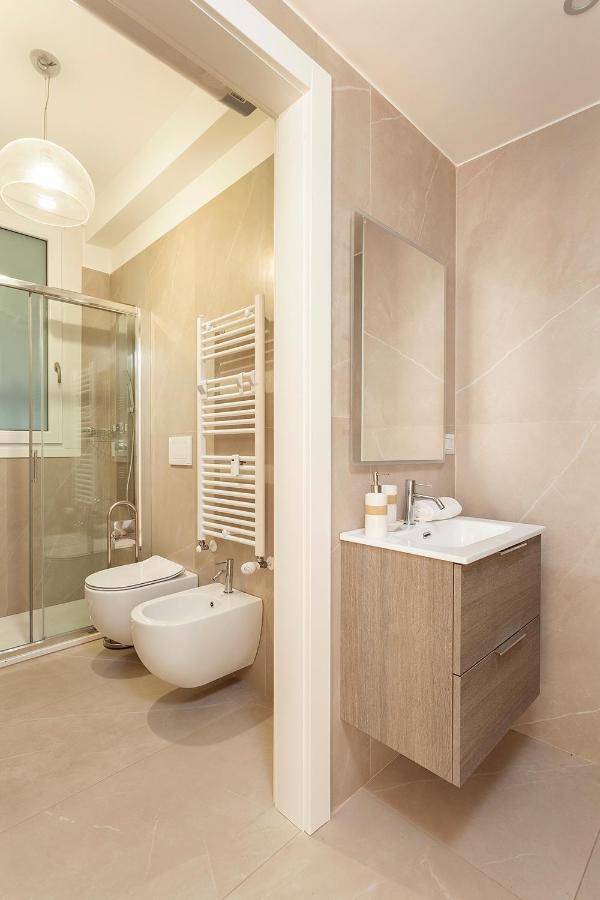 Zuretti1 - Meryggiare Apartments Milano Eksteriør billede